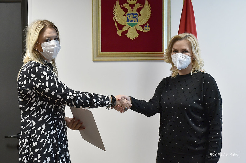 Borovinić Bojović uručila sertifikate ljekarima za zvanje primarijusa