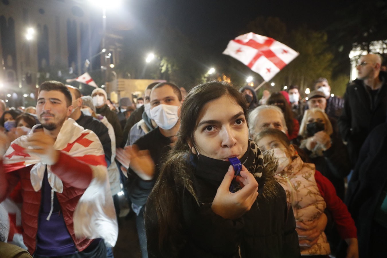 Pristalice opozicije na ulicama Tbilisija, optužuju vlast za izbornu prevaru