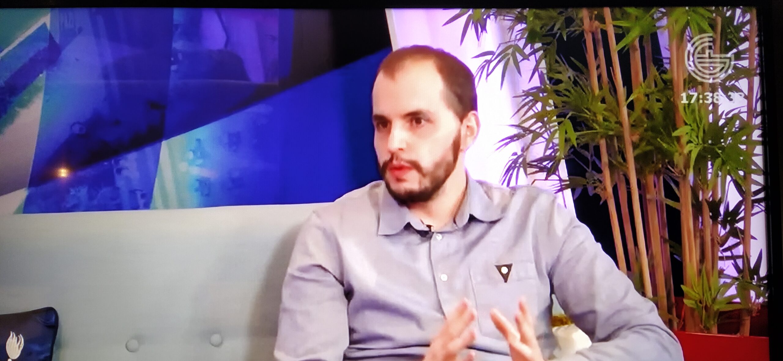 Elektronski uređaji imaju veliki uticaj na djecu, roditelji da se na vrijeme obrate logopedu