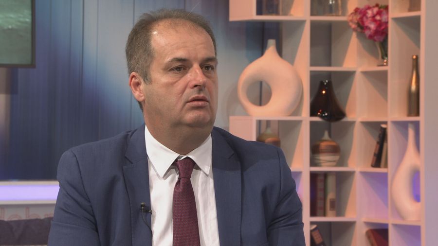 Nimanbegu: Skupština u tihoj blokadi