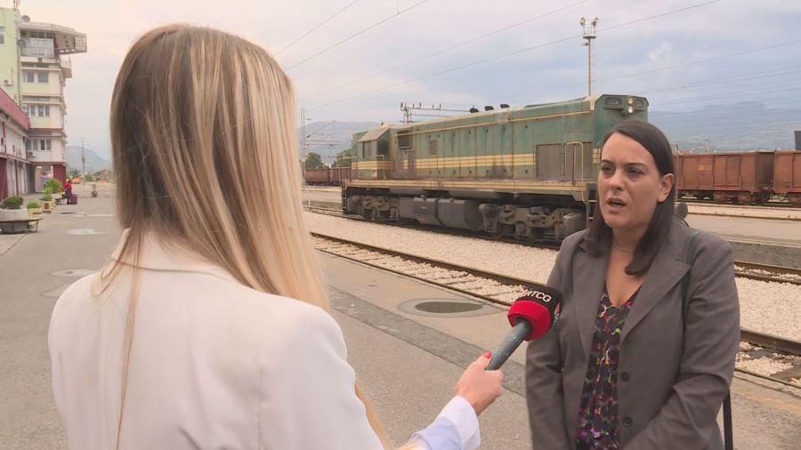 Putnicima vozova vraćen novac, saobraćaj normalizovan