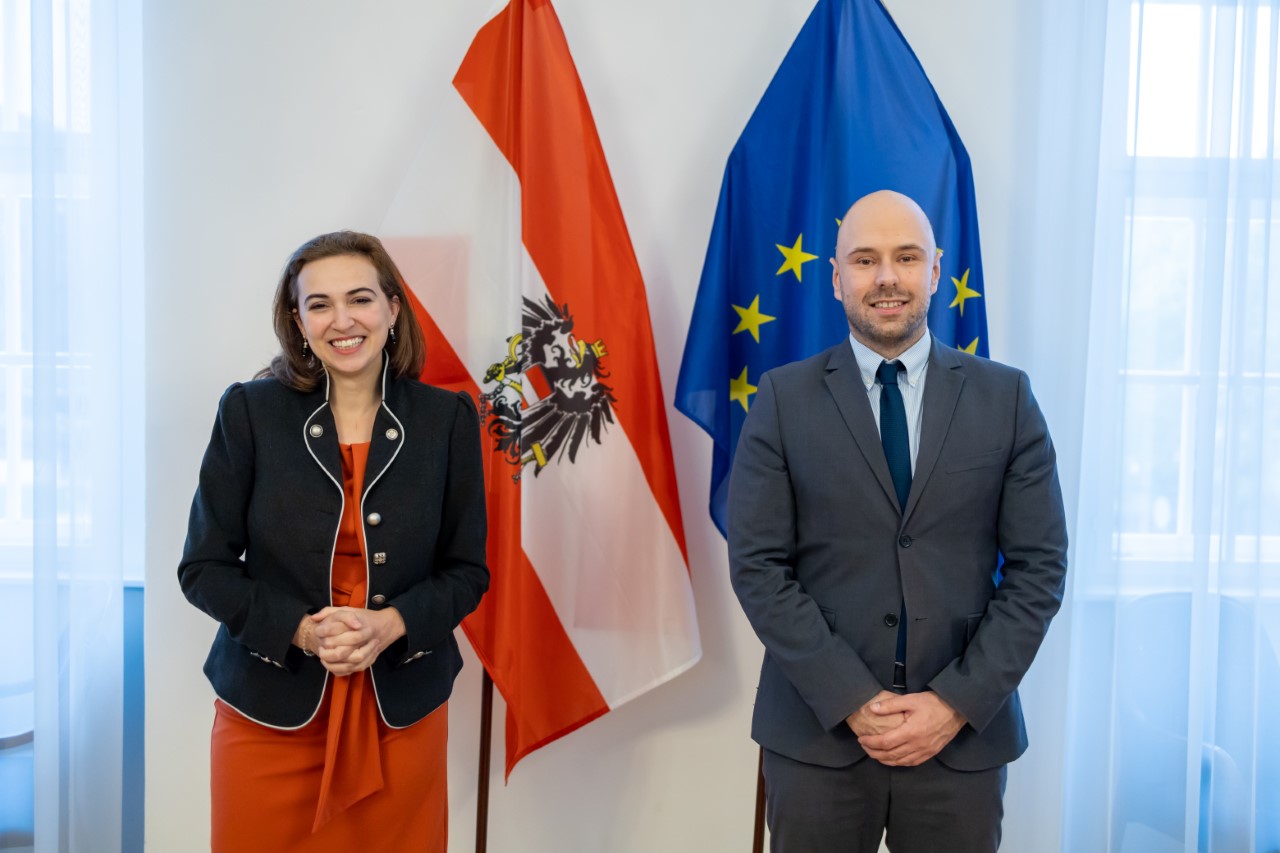 Zadić – Radulović: Cijenimo napore Vlade Crne Gore da država bude po mjeri svih građana, Austrija vas svesrdno podržava