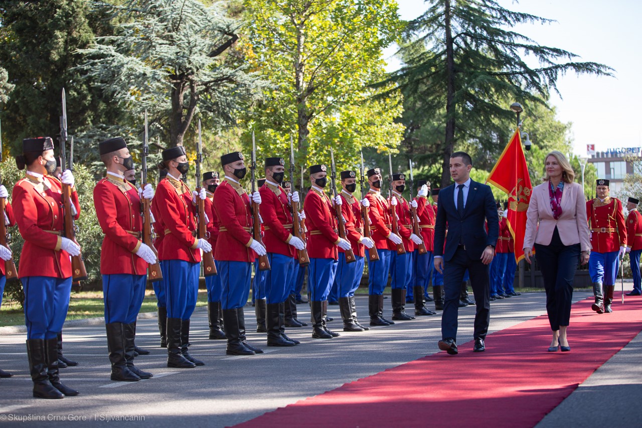 Bečić u posjeti MO: Jaka vojska pretpostavka jake Crne Gore
