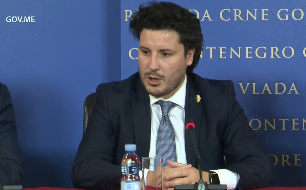 Abazović: Očekujem da svi poslanici podrže Zakon o porijeklu imovine, da stanemo na kraj nelegalnom bogaćenju