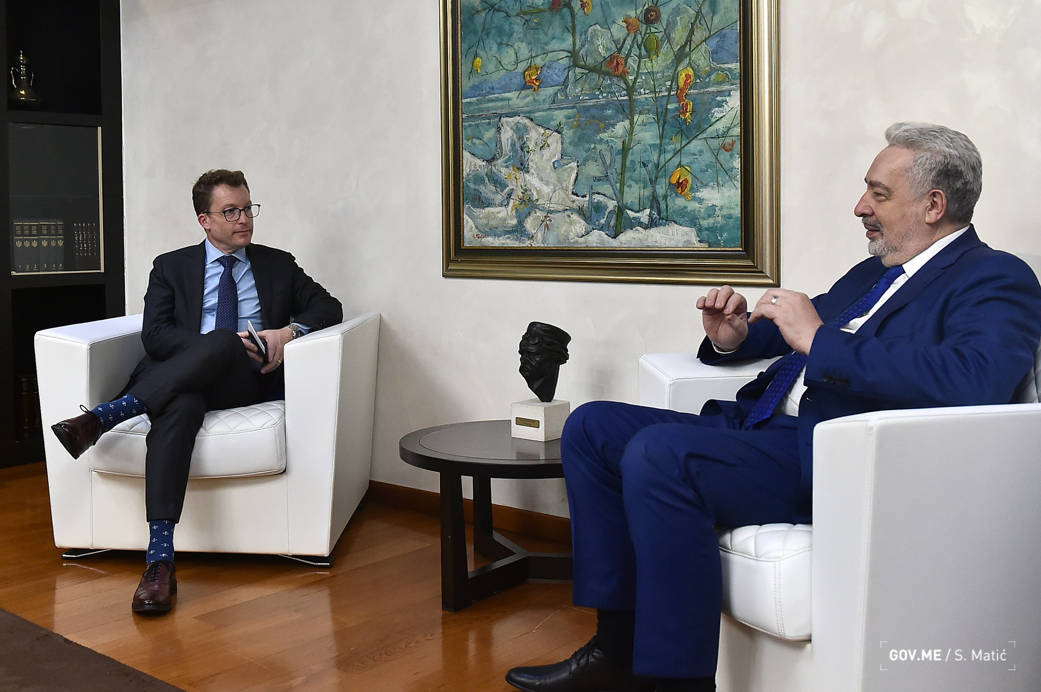 Krivokapić se susreo sa pomoćnikom generalnog sekretara NATO-a Dejvidom Katlerom: NATO pomaže sva tri segmenta našeg bezbjednosno-odbramenog sistema
