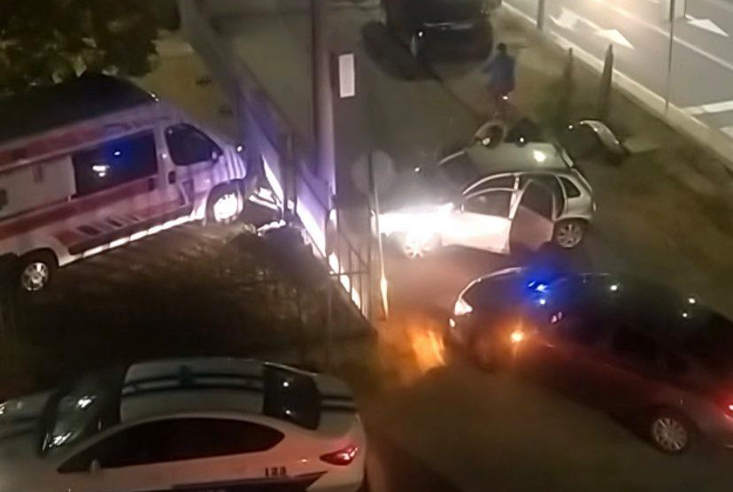 Saobraćajna nezgoda na Marezi: Automobilom udario u stub