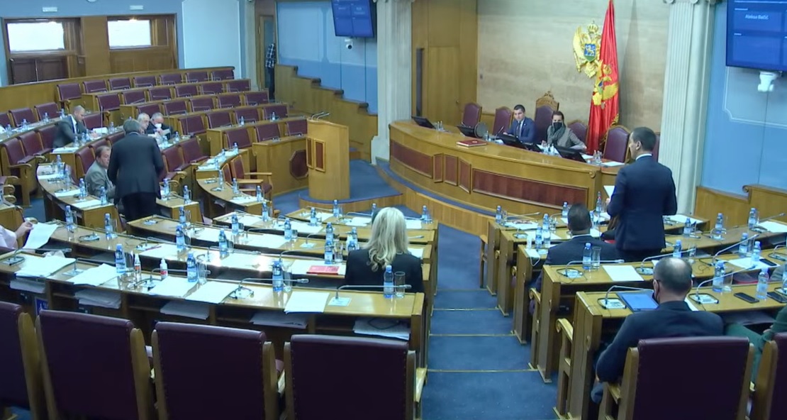 Bulatović: Pokušavaju da naprave dodatne tenzije unutar parlamentarne većine, Bošković: Vlada će pasti ubrzo