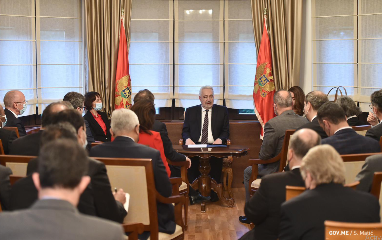 Krivokapić se sastao sa ambasadorima Kvinte u Beogradu