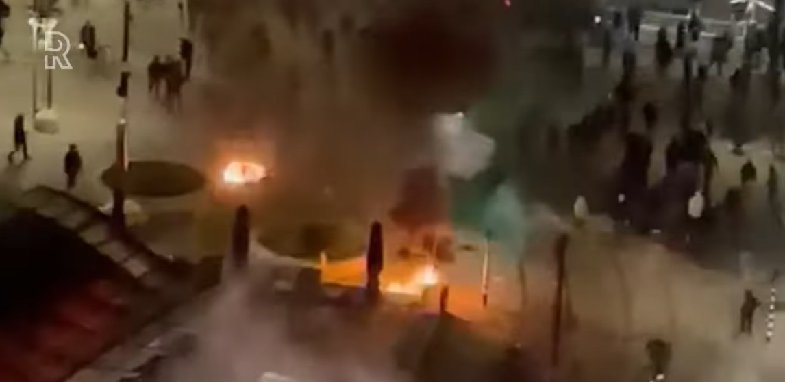 Strah i haos na ulicama Roterdama zbog vladinih mjera, ranjeno više osoba
