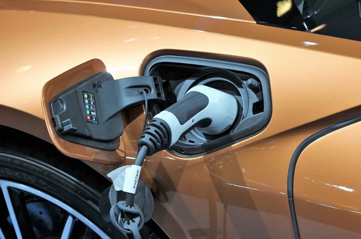 Priključak za punjenje električnih vozila na novim zgradama