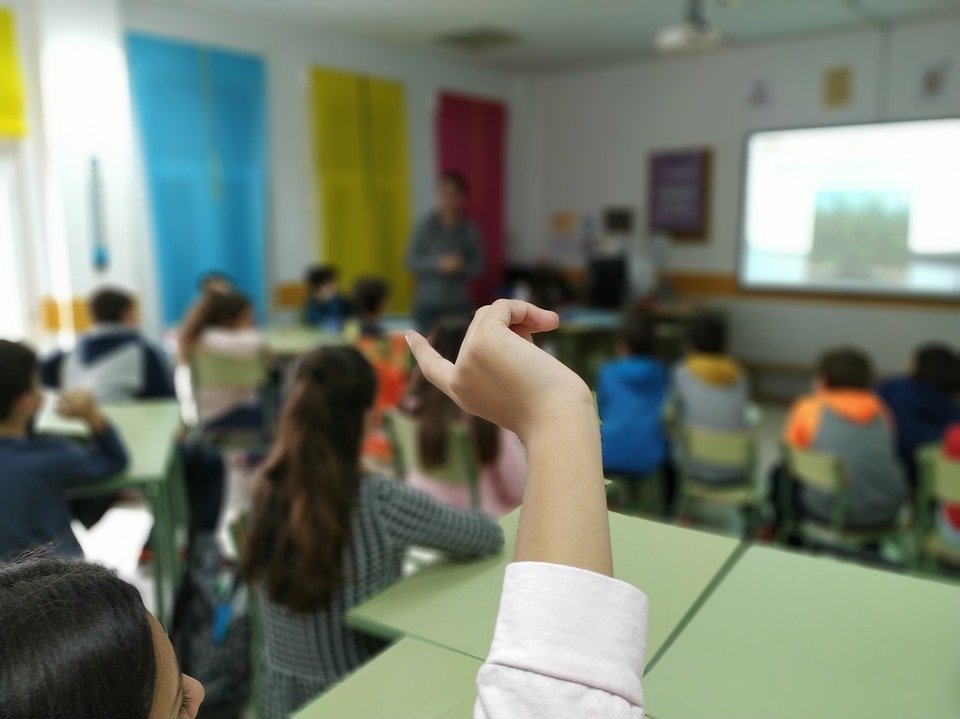 Koronu ima 117 nastavnika i 563 učenika