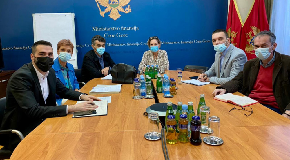 Od naredne godine niži PDV na neke vrste sireva