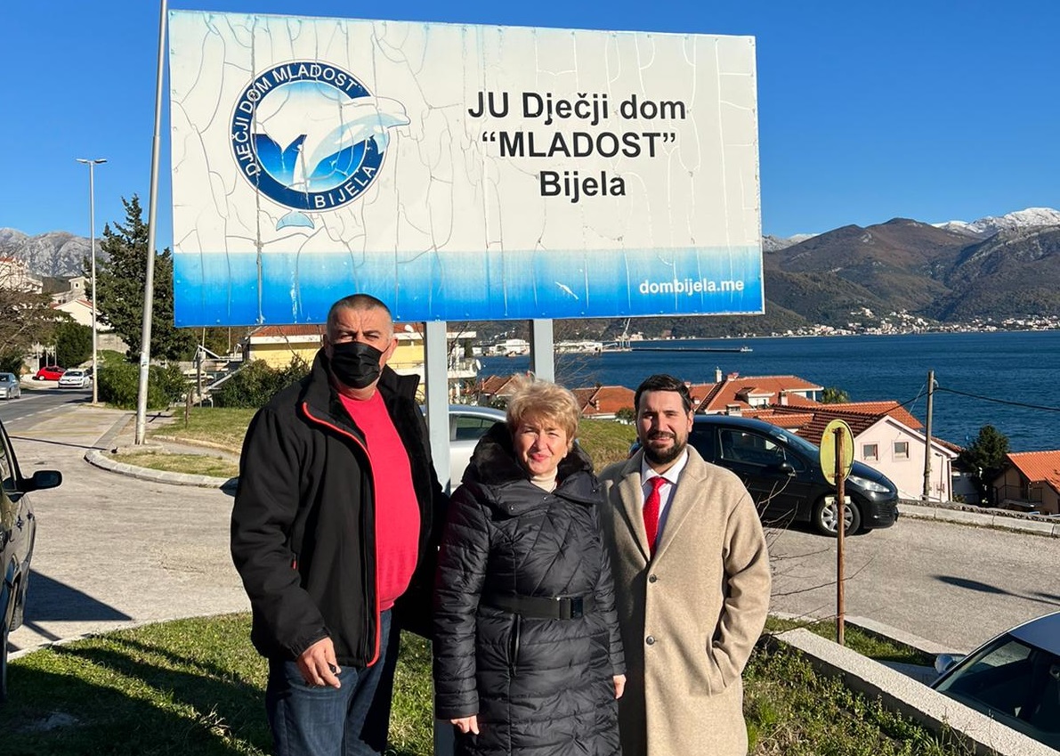 Ambasada Bugarske donirala novac Domu za nezbrinutu djecu ”Mladost” u Bijeloj