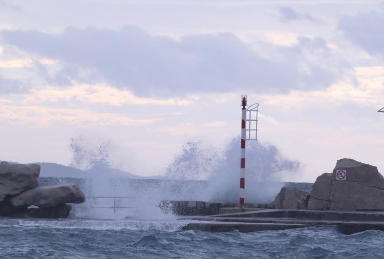 Poplave u Splitu: Zatvoreni putevi u Dalmaciji