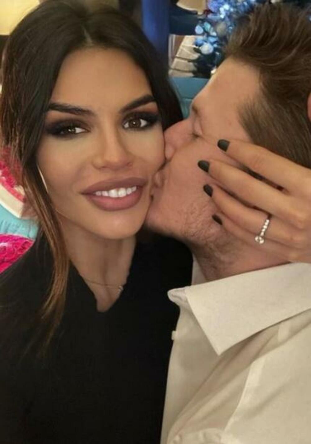 Dejana Živković rekla “da” i prvi put pokazala svog budućeg supruga