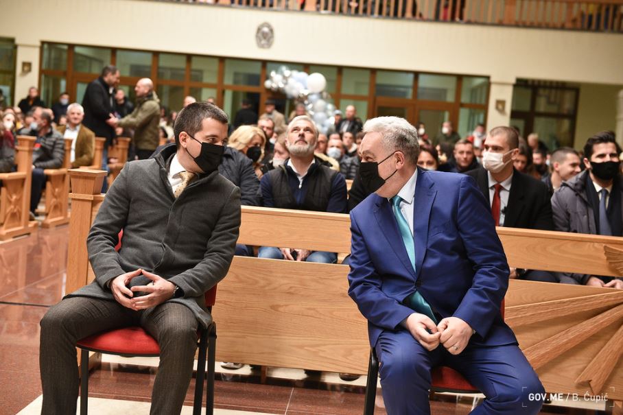 Krivokapić i Bečić na božićnoj misi u Baru