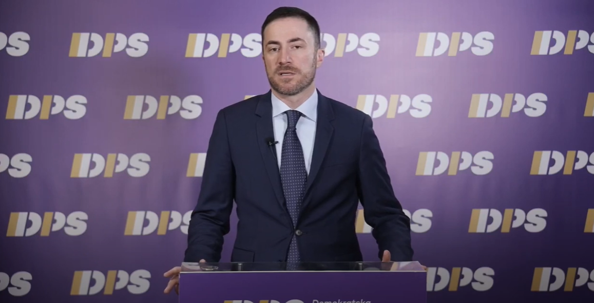 Bogdanović: Vladi dani odbrojani, na kičastoj i populističkoj prezentaciji se opraštali od svojih funkcija