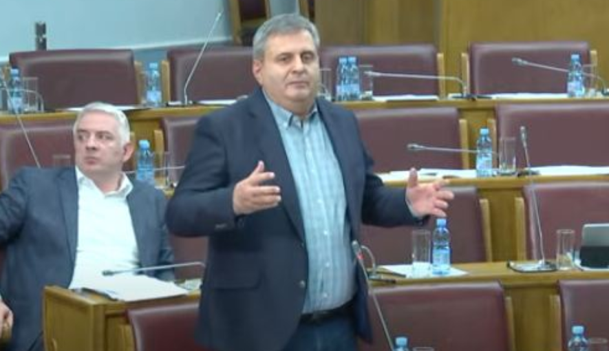 Radunović: DF neće podržati veće akcize na sladolede, kakao, slatkiše, sokove…