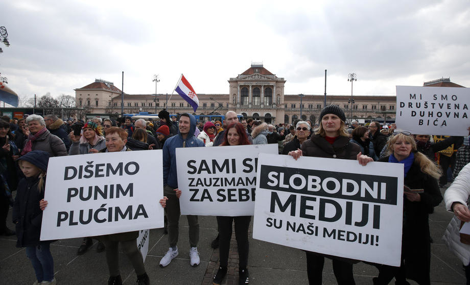 Protest protiv mjera u Zagrebu, najavljeno “rušenje vlade”