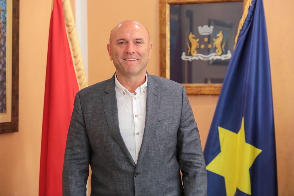 Carević čestitao Badnji dan i Božić po gregorijanskom kalendaru