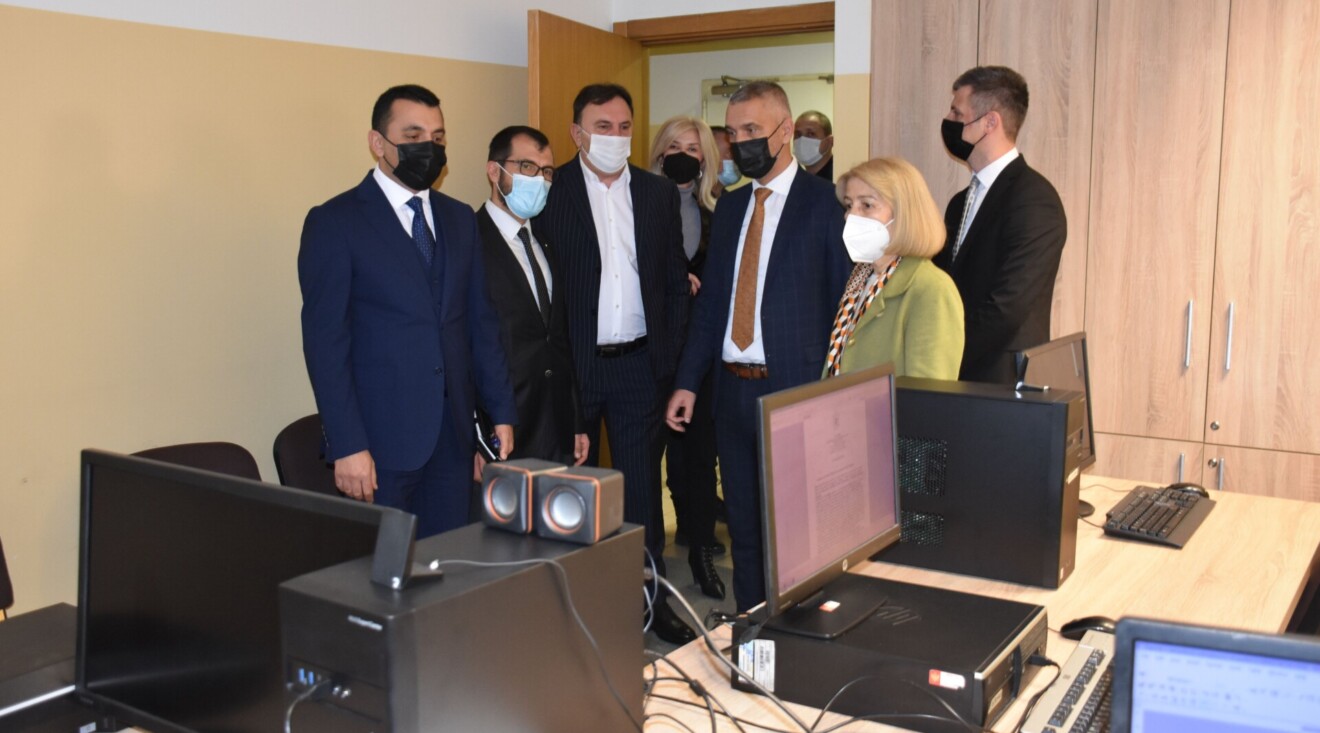 Brđanin i Ozan obišili prostorije koje su opremljene uz podršku TIKA