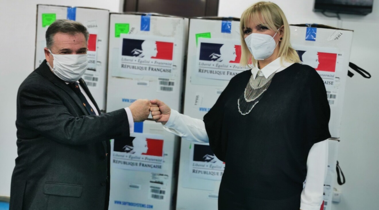 Francuska donirala 117.000 Fajzer vakcina