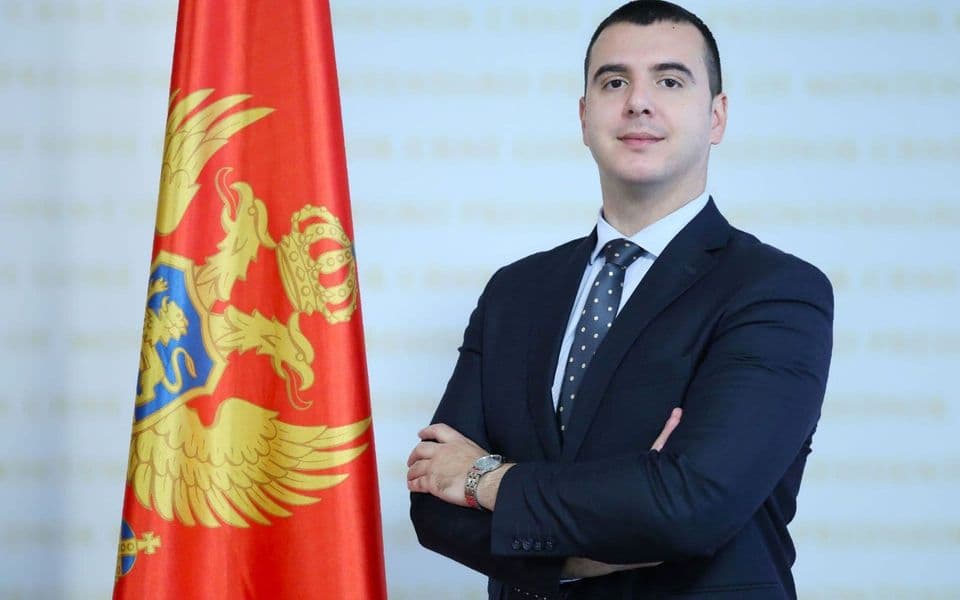 Radović Milatoviću: Ti si samo šrafić u Vladi koja mora da ode što prije
