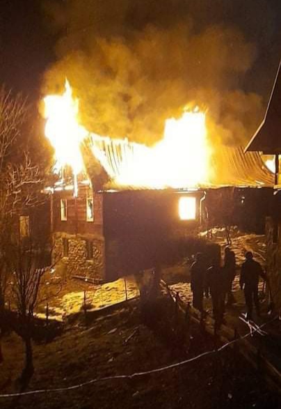 PETNJICA: U požaru izgorjela kuća