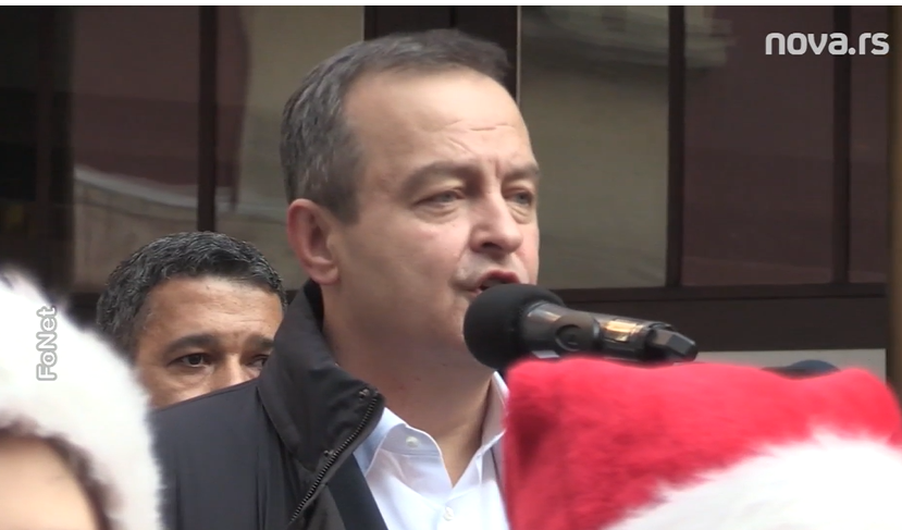 Ivica Dačić izviždan u Ulici otvorenog srca
