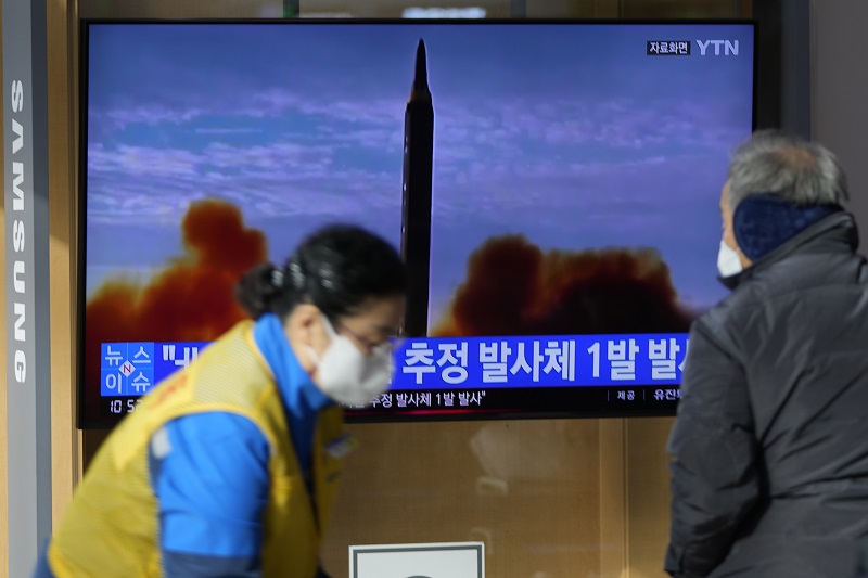 Sjeverna Koreja ispalila sumnjivu raketu u more