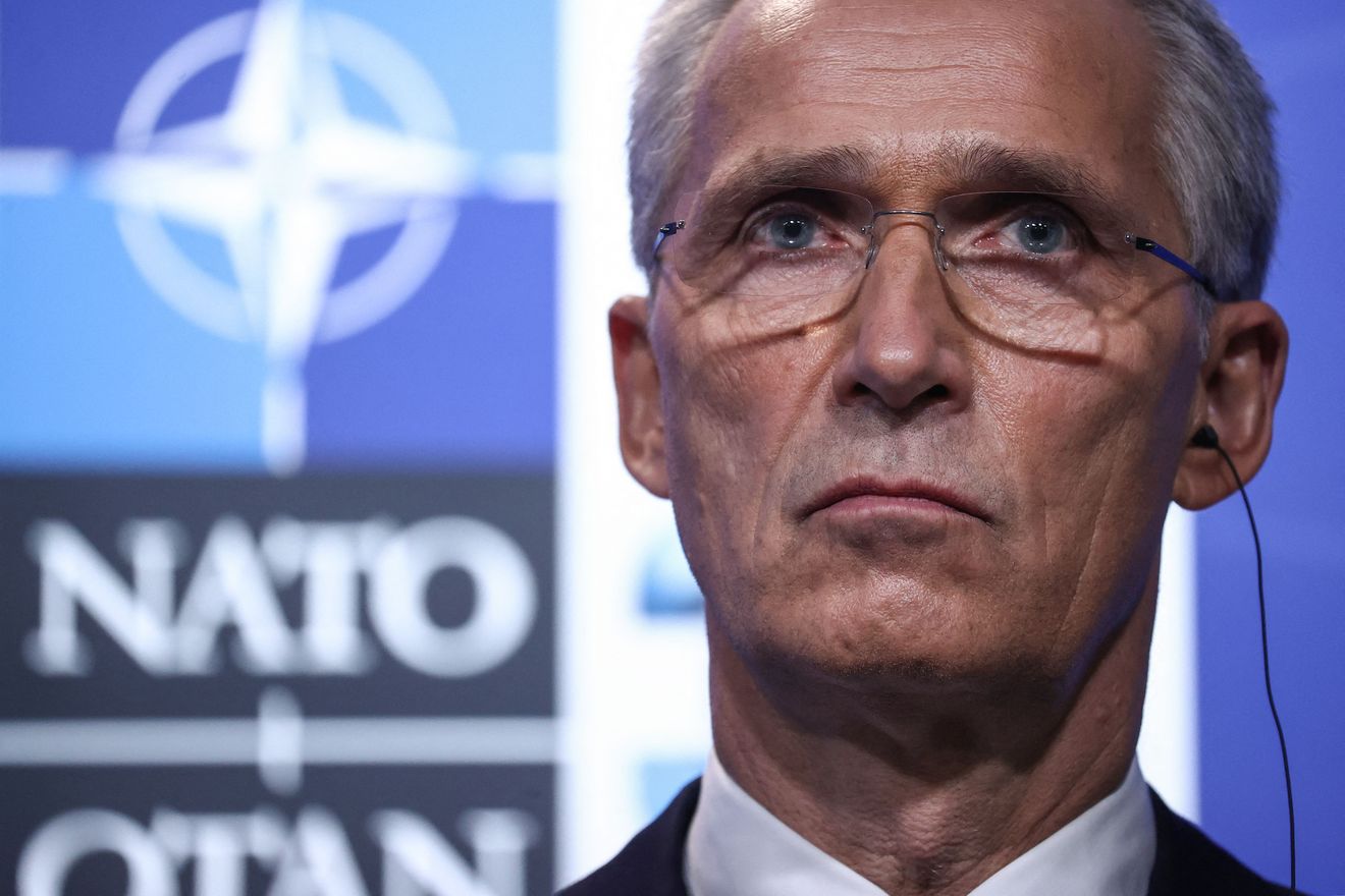 Stoltenberg: NATO ne planira da razmjesti borbene trupe u Ukrajinu