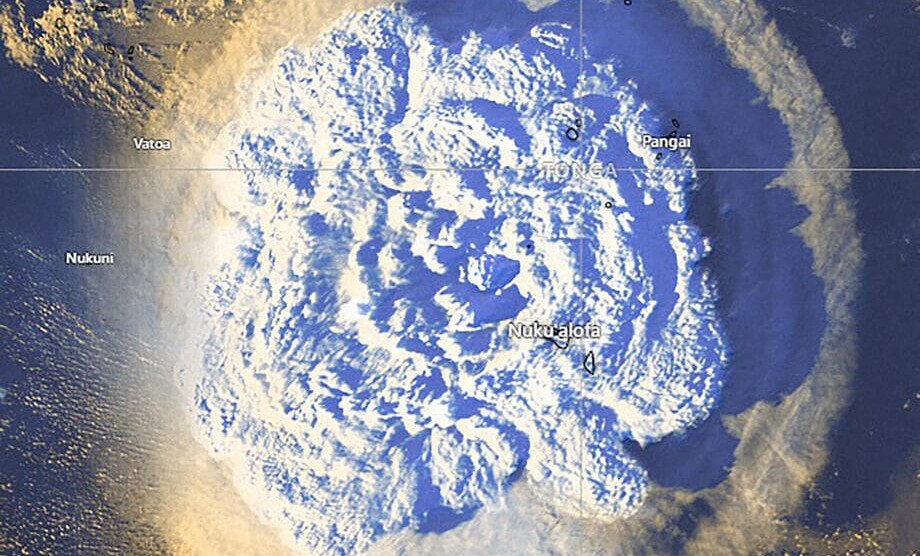 NASA: Vulkanska erupcija kod Tonge bila 100 puta snažnija od atomske bombe