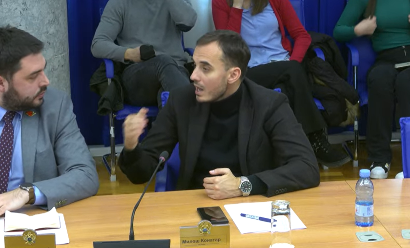 Martinović nazvao Konatara kukavicom, Knežević: Ne mogu da razdvajam, a kamoli da se tučem