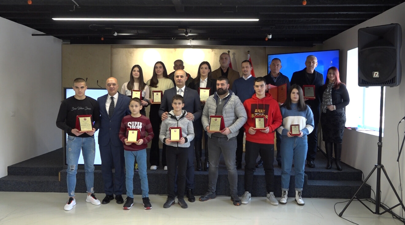 Dragan Pešić najbolji sportista Cetinja, rukometaši najbolji kolektiv