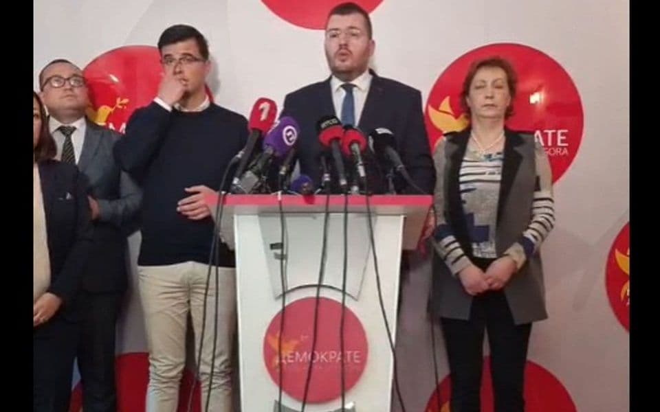 Koprivica: Abazović osvetio Katnića rušenjem parlamentarne većine, pukao model od 49 poslanika