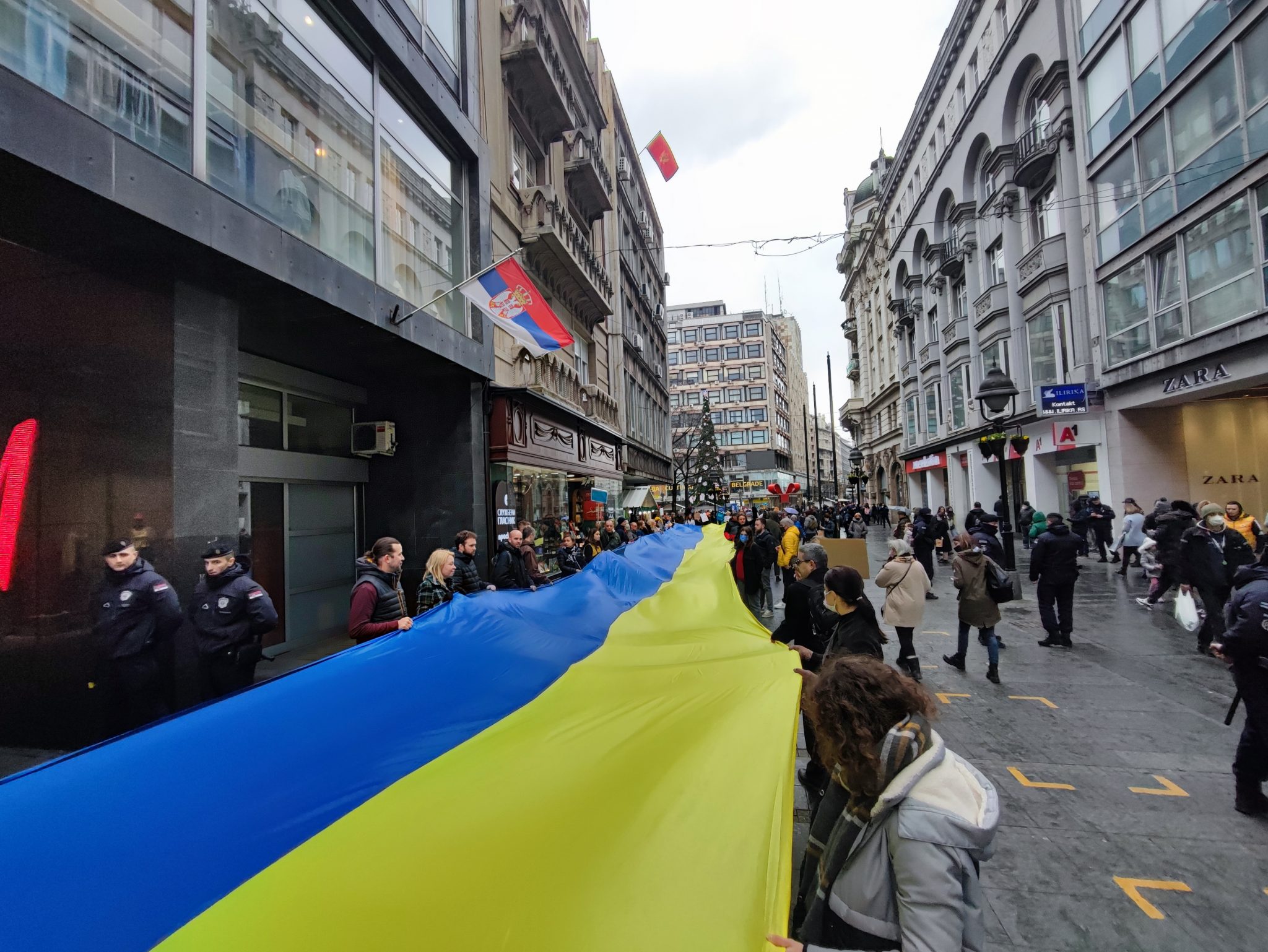 Protest u Beogradu: “Putine, dalje ruke od Ukrajine”