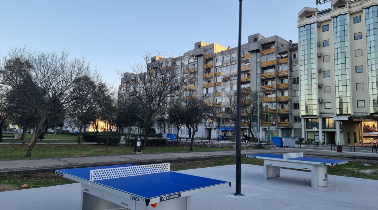 Parkovi na Pobrežju i Starom Aerodromu dobili stolove za stoni tenis