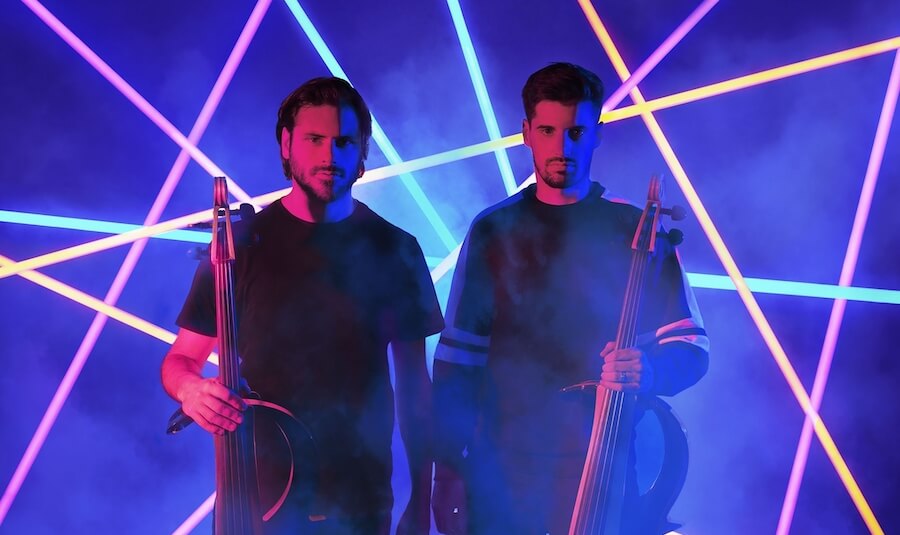 2CELLOS objavili spot za Širanovu numeru “Castle On The Hill”