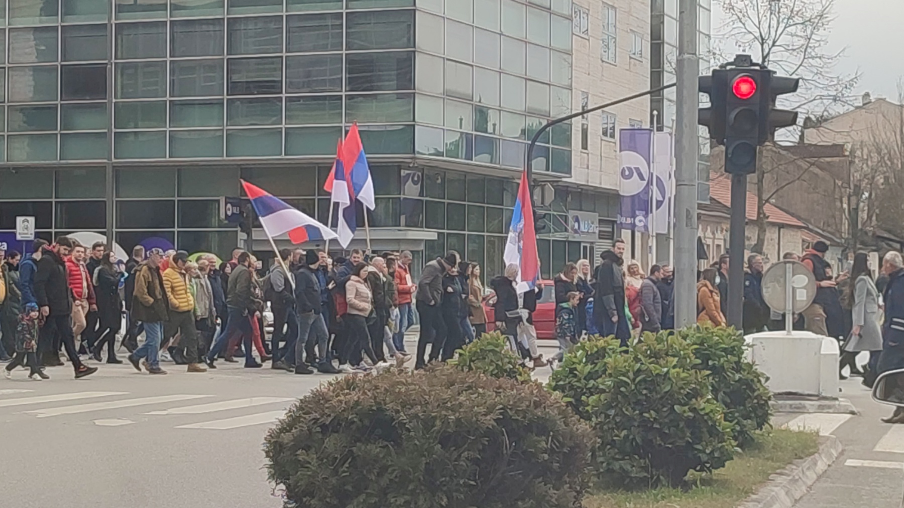 Pogledajte snimke: Svenarodna litija kroz Podgoricu