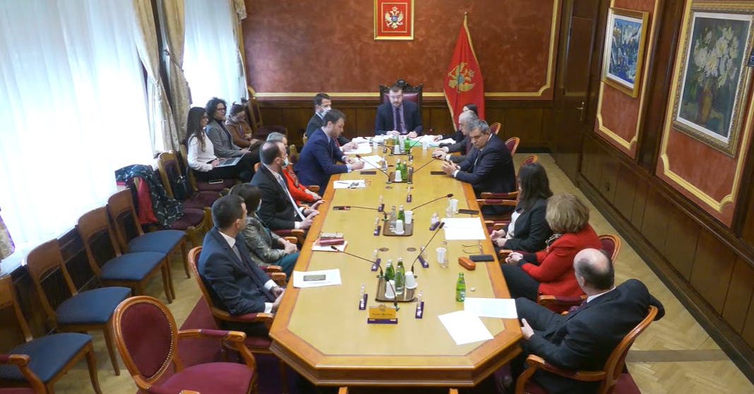 (UŽIVO) Milatović: Najpravednije rješenje izbori; Bošnjak: Juče sam se uzdržala od glasanja jer mi je sve ovo prljavo