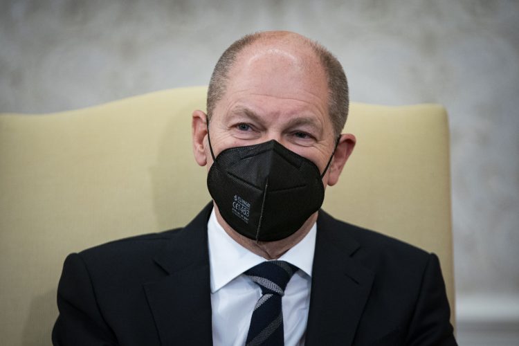 Šolc sjutra u Kijevu, a potom u Moskvi: Naš posao je da spriječimo rat