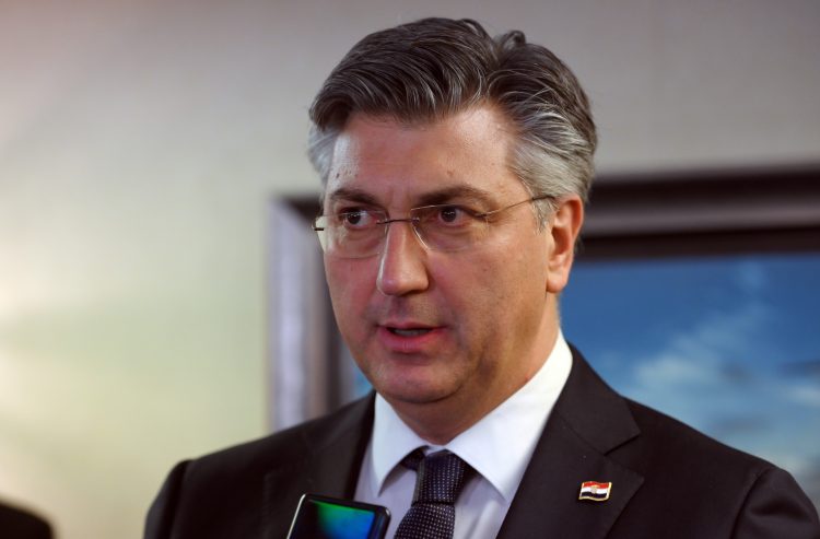 Plenković: Hrvatska zatvara vazdušni prostor za ruske avione