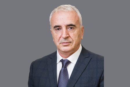 Zapaljeno vozilo poslanika Dejana Đurovića