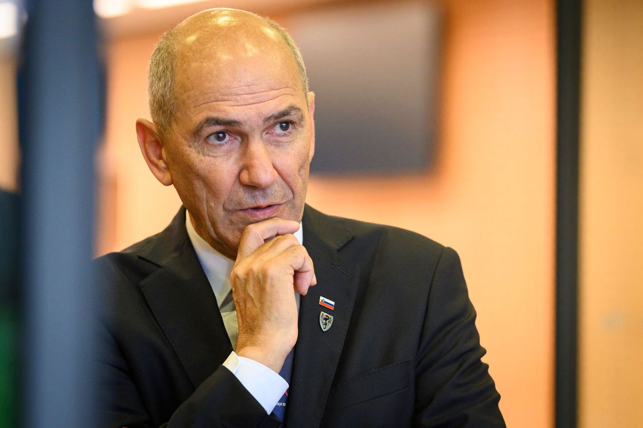 Janša podržao Ukrajinu, planira posjetu do kraja februara