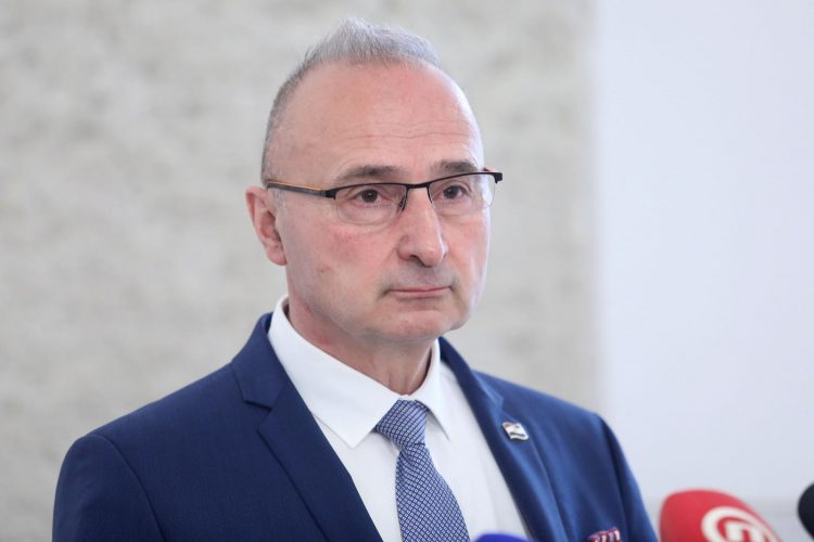 Hrvatska preporučila svojim državljanima da napuste istok Ukrajine