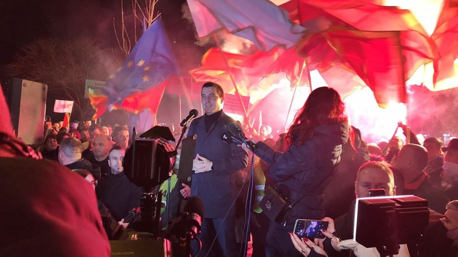 Bečić na protestu: Projekat 49 poslanika propao i prije nego što je počeo, idemo na izbore, vidjeće se tada šta je narodna volja