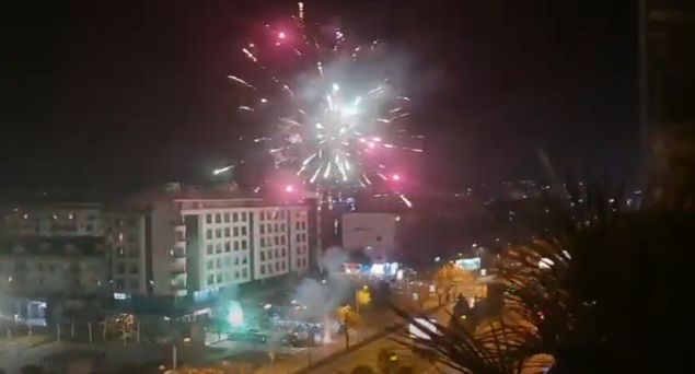 Vatrometi u Podgorici nakon izglasavanja nepovjerenja vladi Zdravka Krivokapića