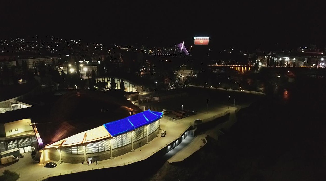 (Foto/Video) Podrška Ukrajini: Bemax arena osvjetljena bojama ukrajinske zastave