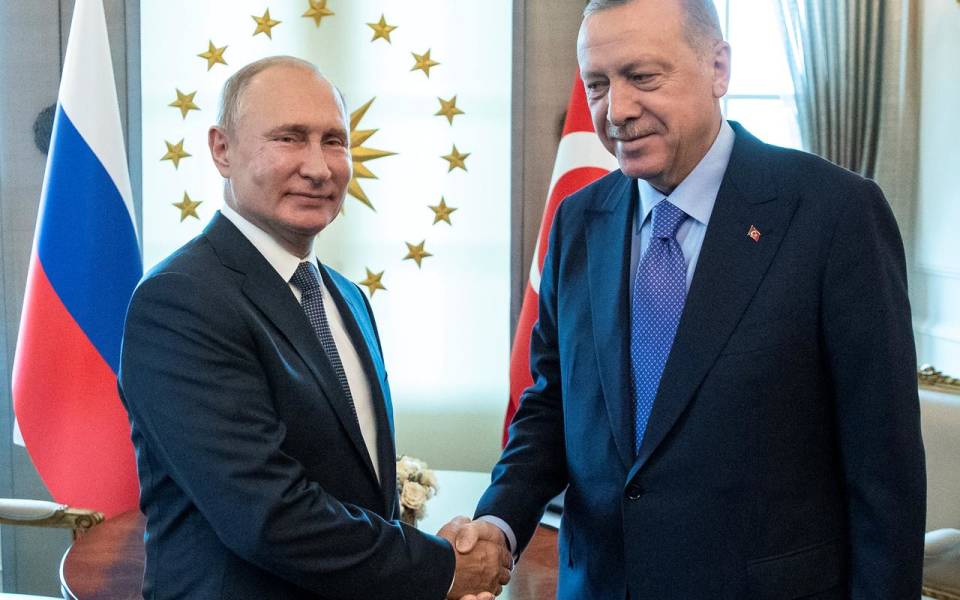 Erdogan u Sočiju razgovara sa Putinom
