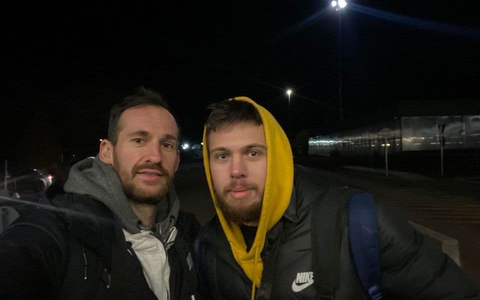 Latković i Popović sletjeli u Crnu Goru, put protekao haotično
